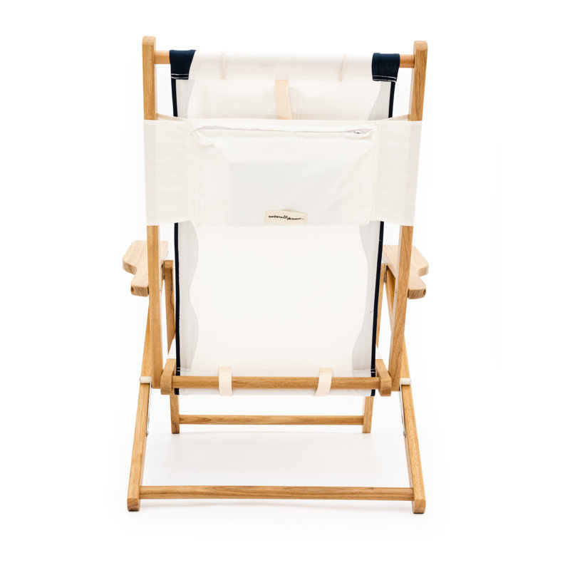 Tommy Chair, Rivie White
