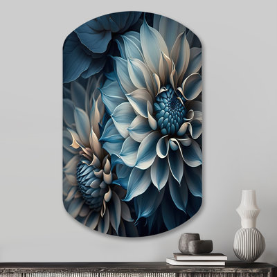 Dahlia fleurs bleu et blanc II - art mural asymétrique en métal Dahlia