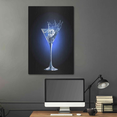 " Gin And Tonic Splash " by Luxe Metal Portfolio