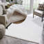 Tapis blanc en polypropylène tissé à la machine Dareld-185838743