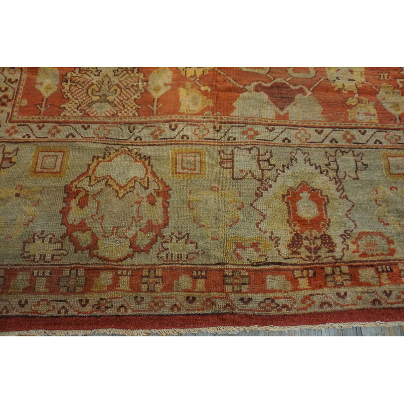 Tapis Oushak turc antique à grande échelle