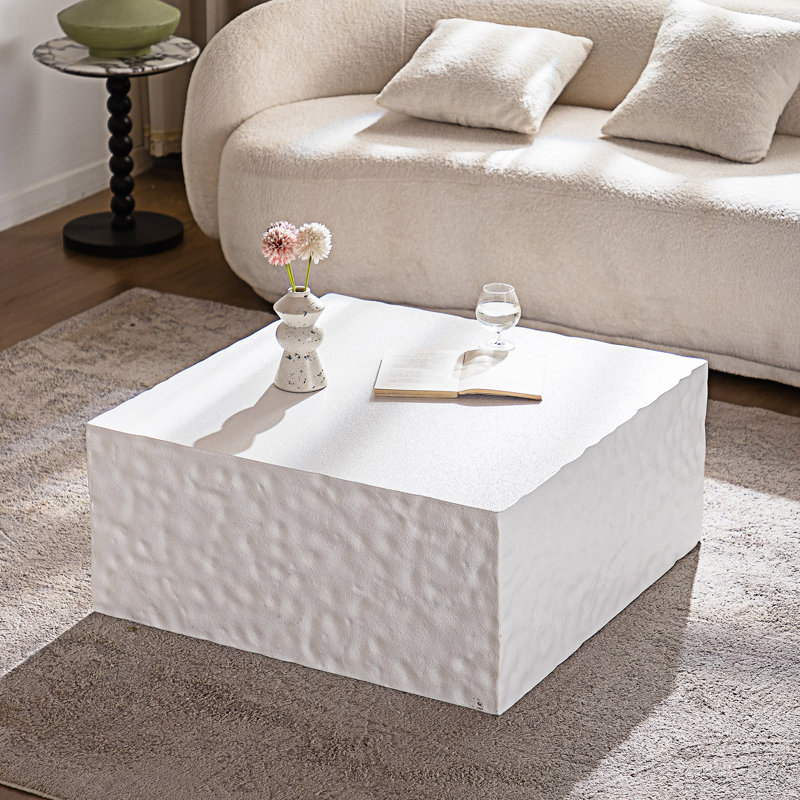 Table basse carrée