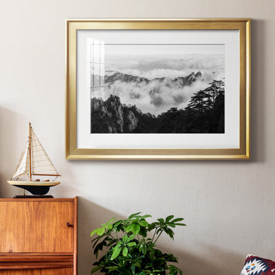 Toile encadrée de qualité supérieure Yellow Mountain - prête à être accrochée