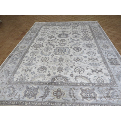 Tapis de surface en soie 9 pi 2 po x 11 pi 11 po à la main one-of-kind noué la Broadhurst