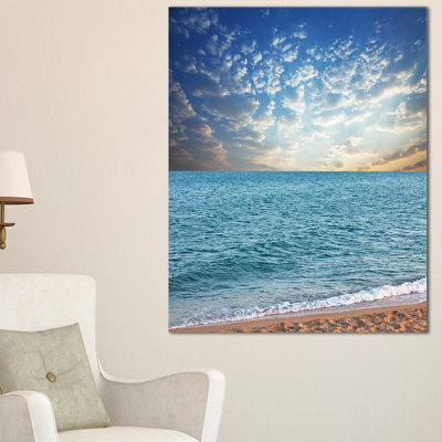 « fasting clouds over blue beach modern beach », reproduction de photo sur toile tendue