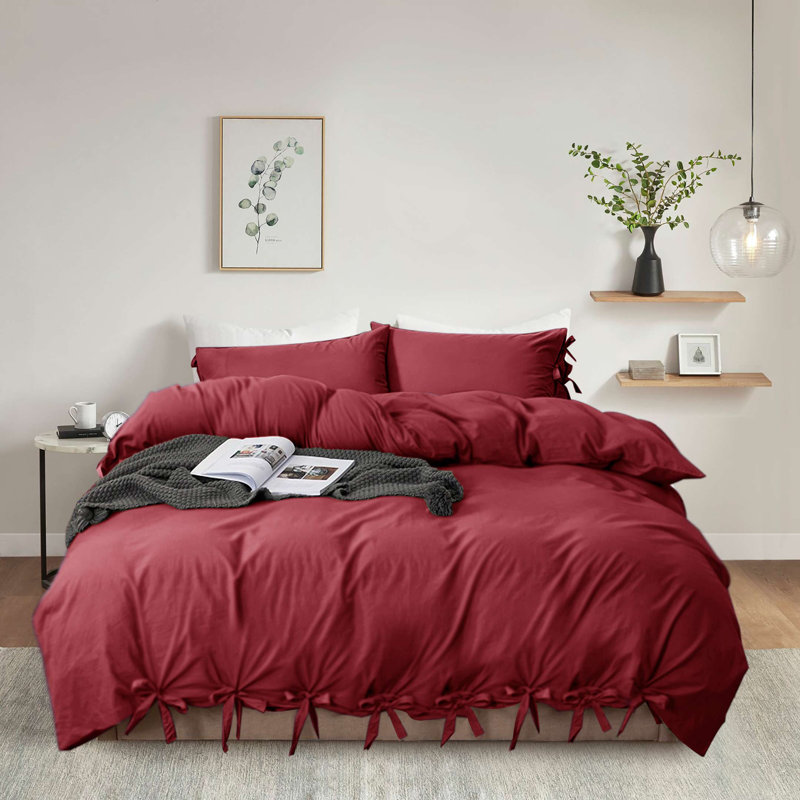 Massouda Microfiber Solid Colour Duvet Cover Set with Pillowcases Included, Burgundy