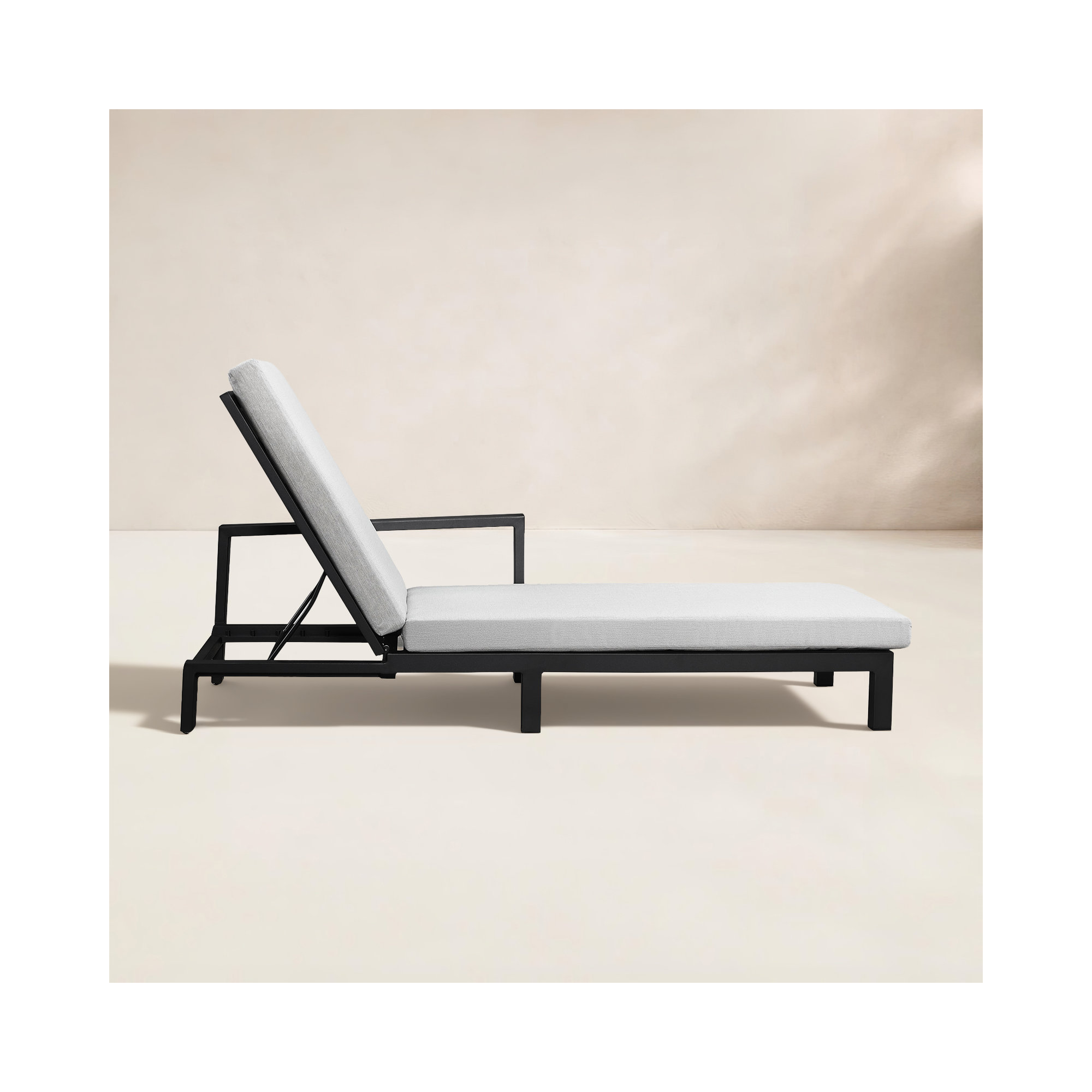 Hoyt Outdoor Metal Double Chaise Lounge, Grayish Cushion/Slate Black Frame