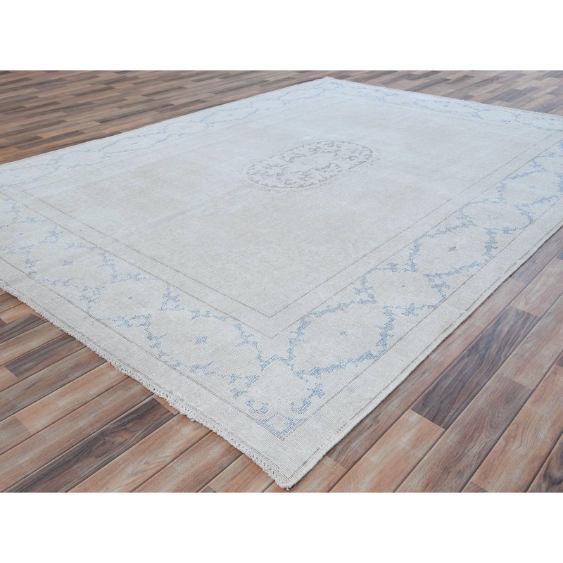 Tapis oriental 7 pi 9 po x 10 po 7 po beige Kerman Shabby Elegance