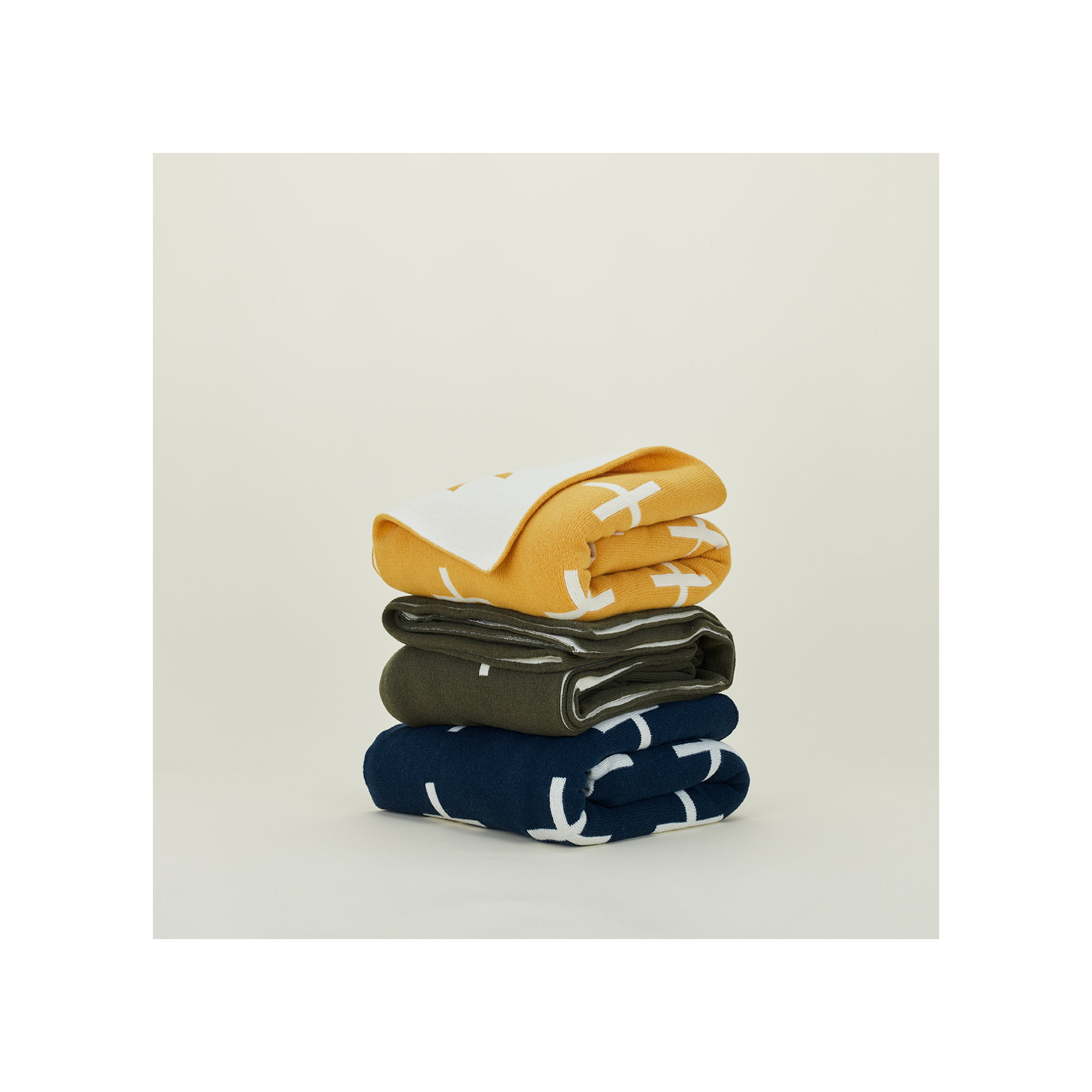 Knitted Throw Blanket, White/Olive