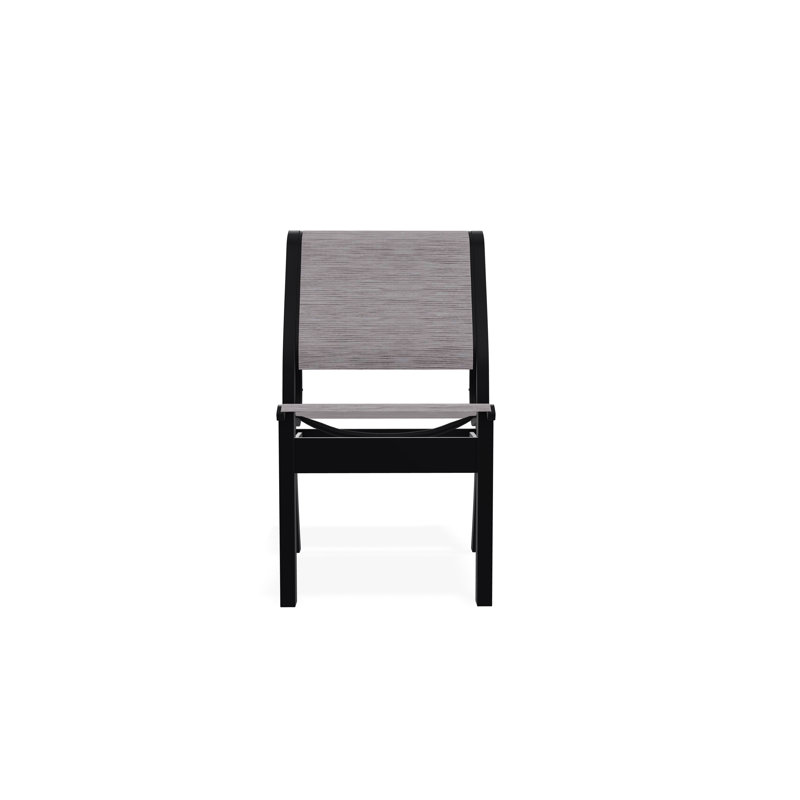 Chaise d'appoint empilable en polymère de qualité marine Leeward Sling, Fossile, Noir