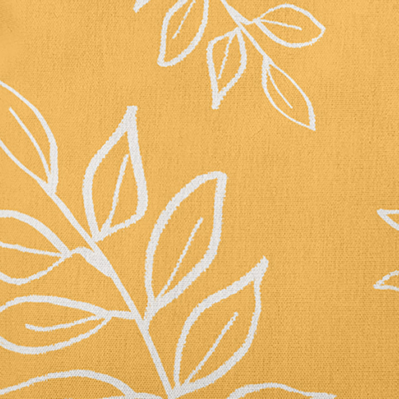 Housse et insert de coussin en polyester Breeland, 26 po x 26 po, Jaune d'œuf, Polyester/ Bourre en polyester