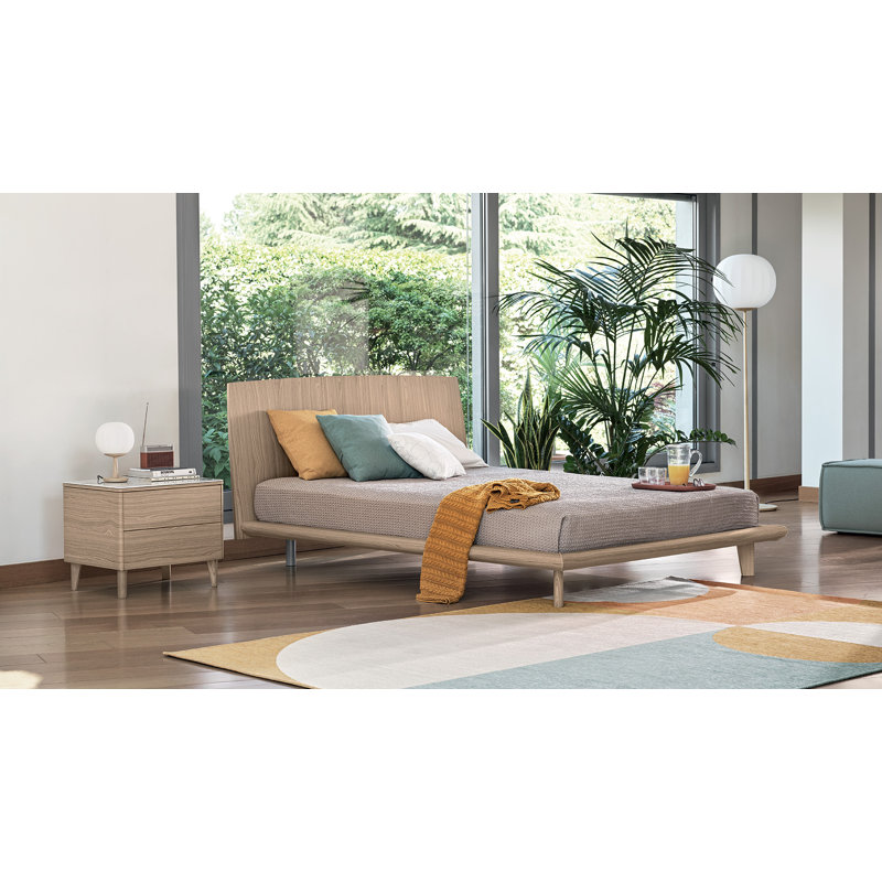 Platform Bed, Queen, Walnut