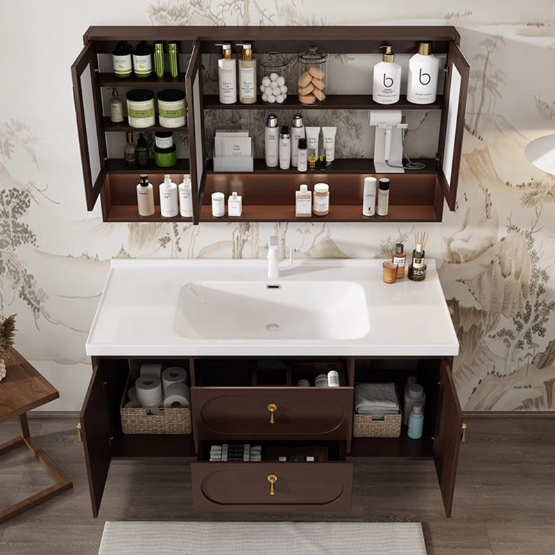 Simple and modern bathroom cabinet