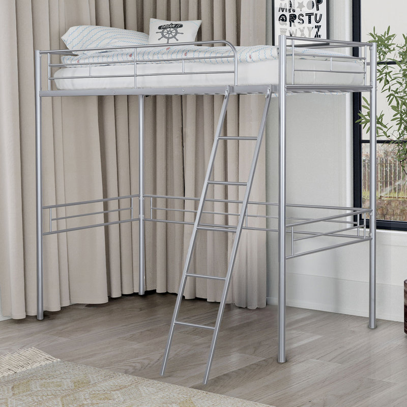 Lit mezzanine simple de style contemporain en métal argenté, comprenant un espace attaché et ouvert pour le lit de bureau, une structure, une salle de jeu intégrée, une chambre à coucher