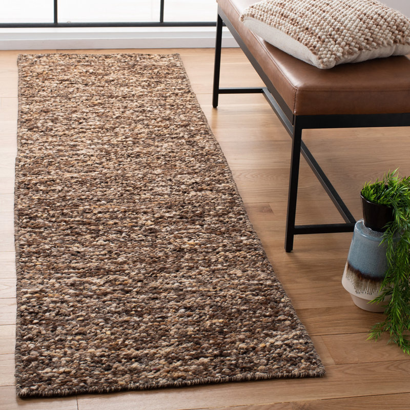 Highlands Handwoven Wool/Cotton Area Rug in Brown, Runner 2'3" x 8'