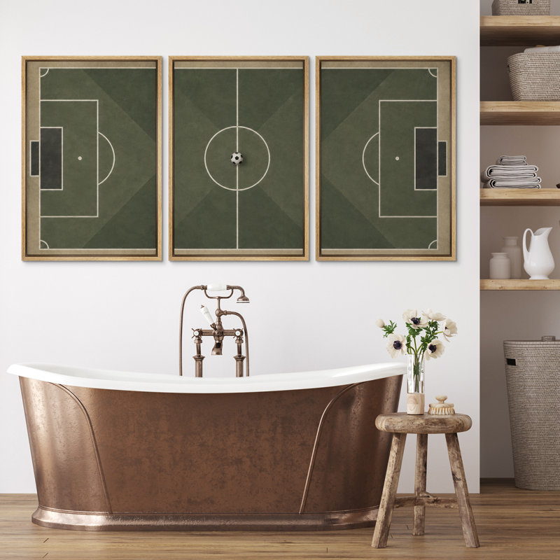 «Green Soccer Field», ensemble de 3 reproductions d'art sur toile encadrées, H 24 po x l 16 po x P 1,5 po, Natural