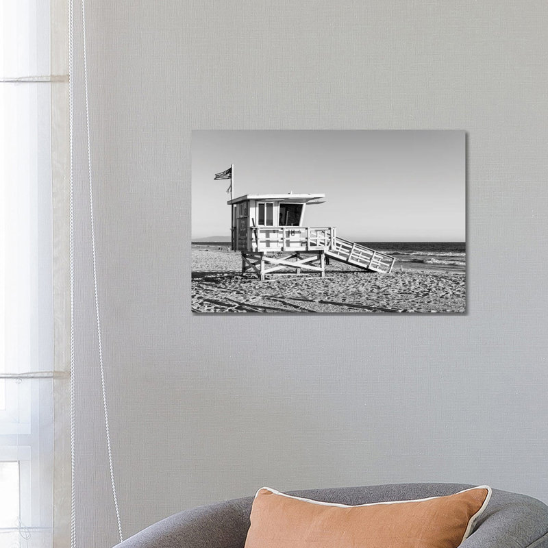 Santa Monica Lifeguard Tower 1 Piece Wrapped Canvas Wall Art, 66.04 cm H x 45.72 cm W x 1.91 cm D