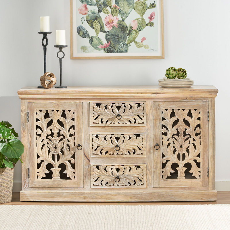 Buffet en bois massif sculpté Fromm