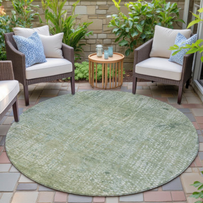 Machine Washable Indoor/Outdoor Xhevrie Green Rug