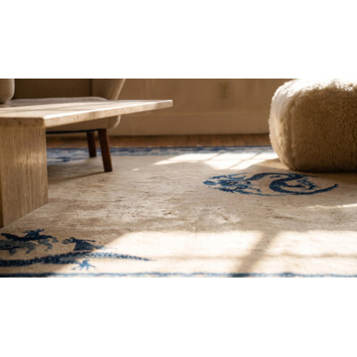 Tapis noué antique à médaillon chinois