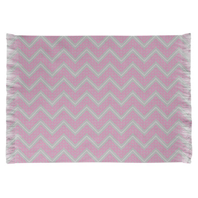 Tapis rose à chevrons à main