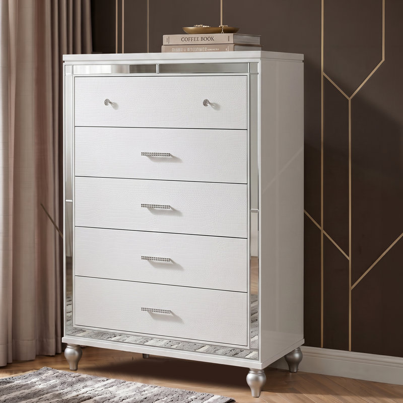 Denard Chest, White