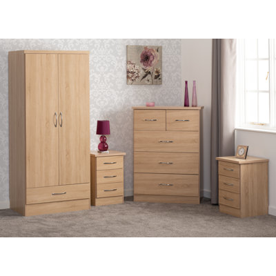 Cascio 4 Piece Bedroom Set