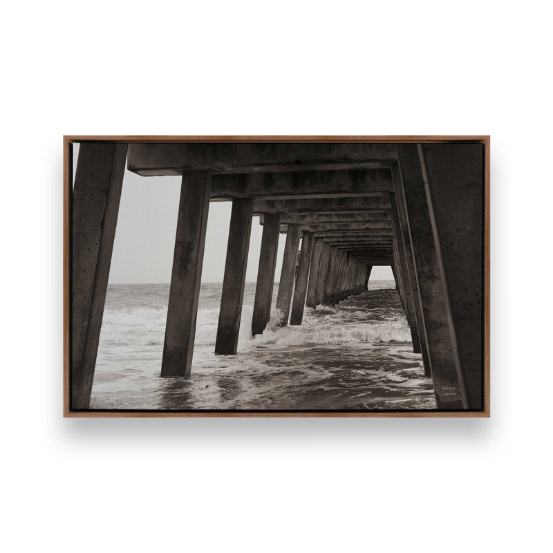 «Pier Angles I» par Nathan Larson, reproduction d'art sur toile, H 12 po x l 18 po, Cadre flottant, Brun