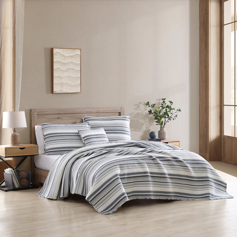 Fresno Blue Cotton Reversible Full Quilt Set with Pillow Cover