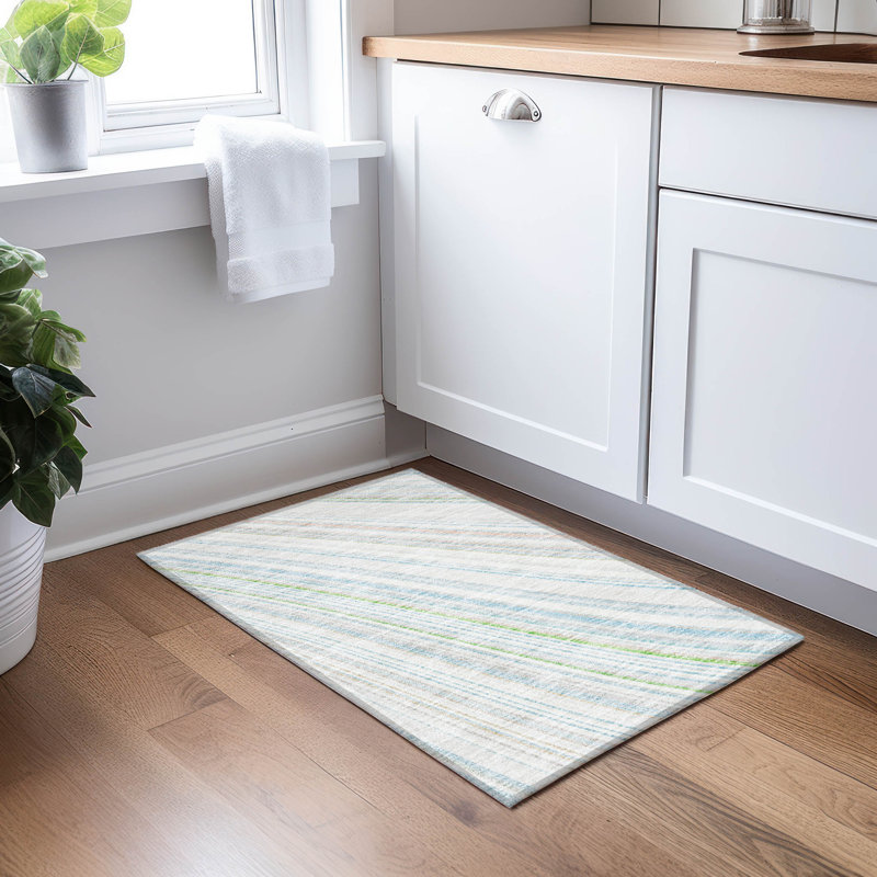 Tapis Chayden avec envers antidérapant, Rectangle 1 pi 8 po x 2 pi 6 po