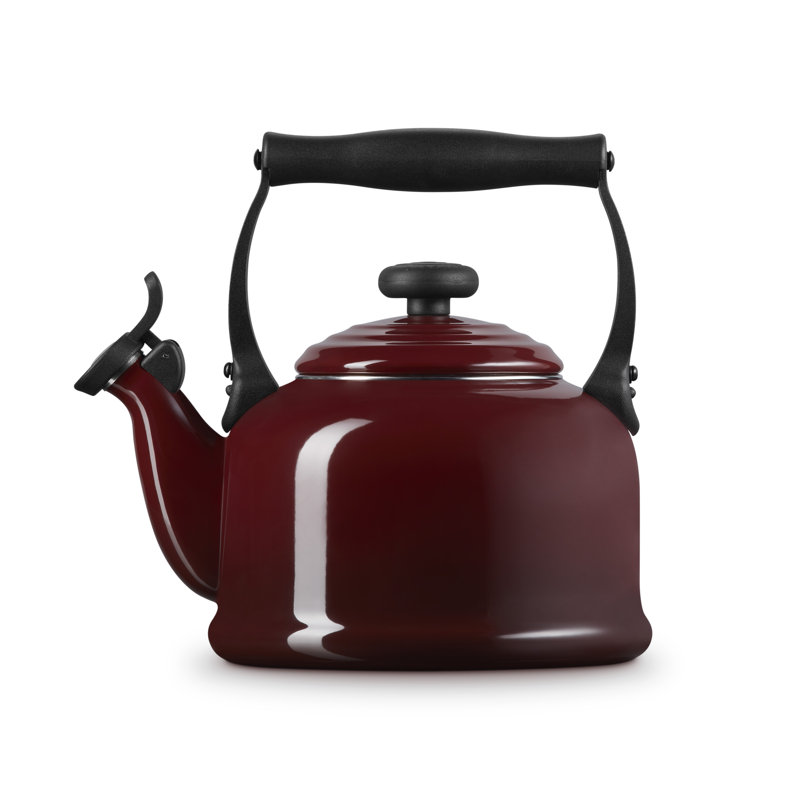Le Creuset Traditional Kettle with Fixed Whistle 2.1L, Garnet