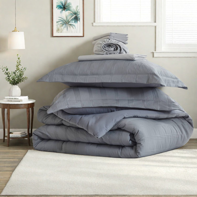 Premium 7-piece Bedding Set, Polyester Fabric, Woven Striped Design, Perfect For King Size Beds