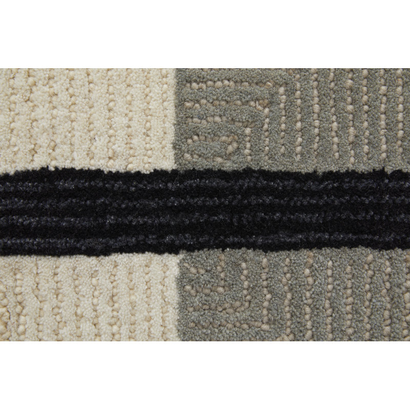 Black and Gray Hand-Tufted Wool Rectangular Rug 8' x 10'