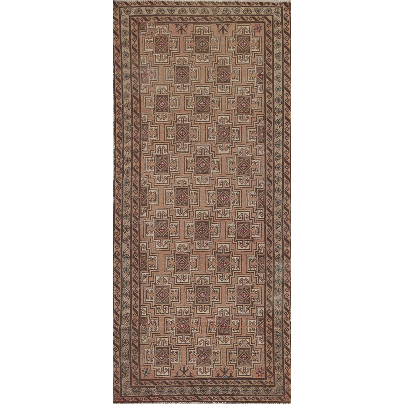 Tapis à motif géométrique 3x9