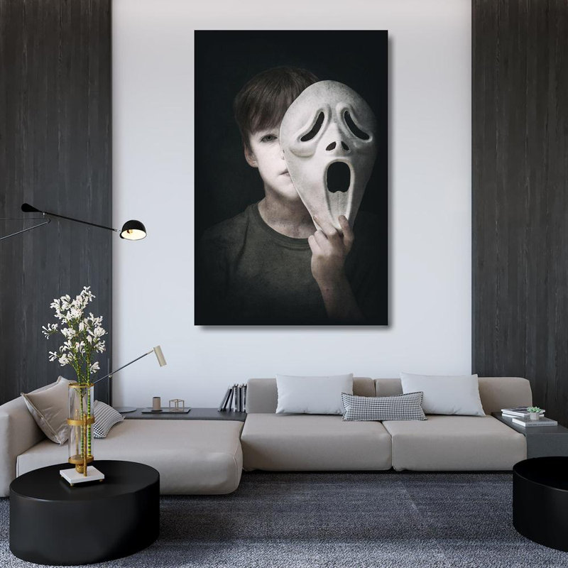 Art sur toile tendue par Latitude Run® Gibney, Paul Gallery, "Derrière le masque", H 48 po x l 33 po