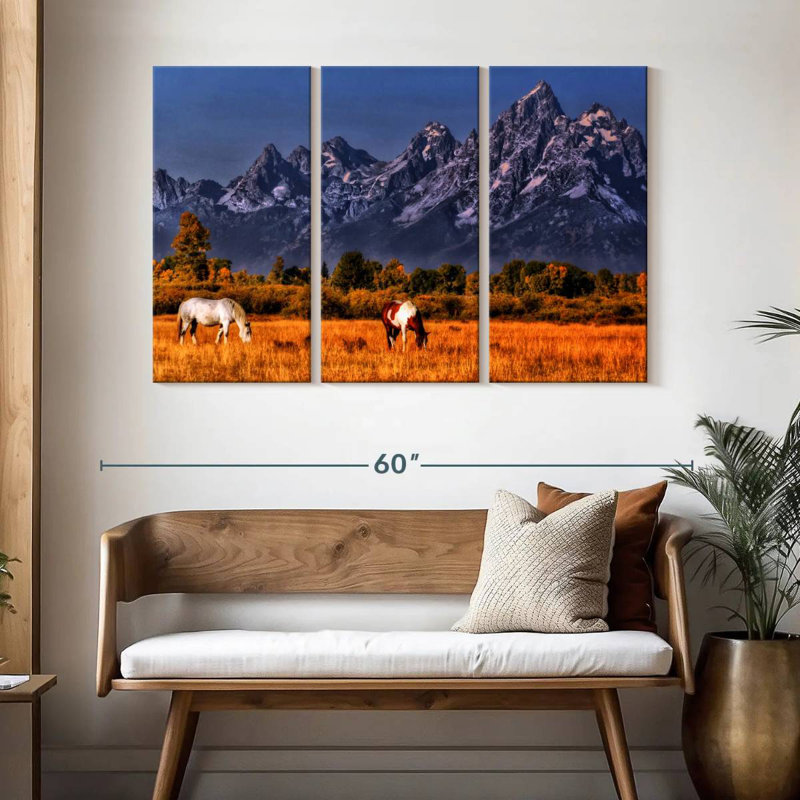 Chevaux d'Alvord broutant à Grand Teton, H 32 po x l 50 po
