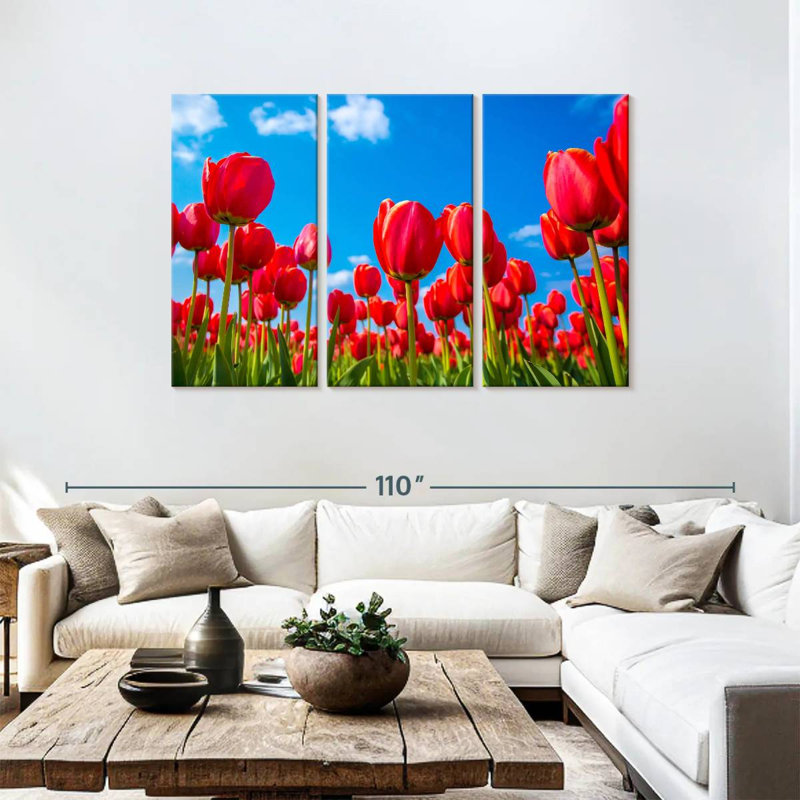 Harnek pré de tulipes rouges, H 48 po x l 74 po