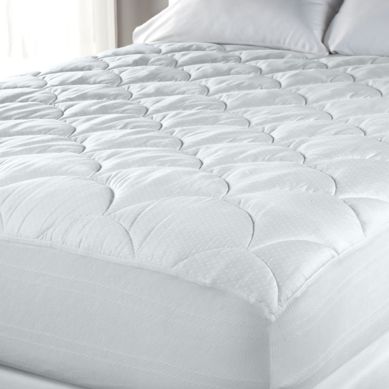 PrimaLoft 400-Thread-Count Queen Down Alternative Mattress Pad