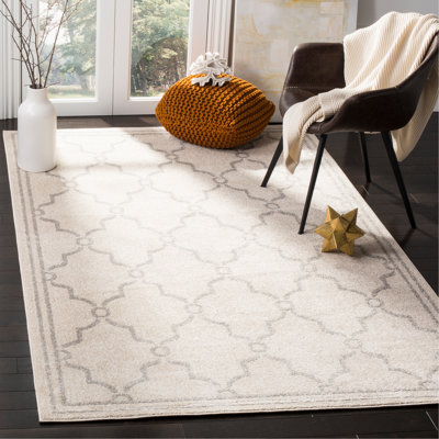 Ammundsen Geometric Ivory/Light Gray Area Rug