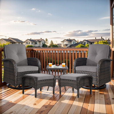 Gaetanino Wicker Outdoor Glider by Red Barrel Studio
