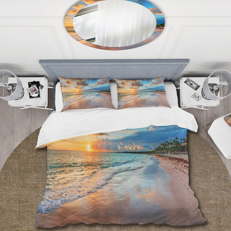 Glorious Sunset Breaking Waves By The Shore - Nautical Duvet Cover Set - Microfiber Polyester