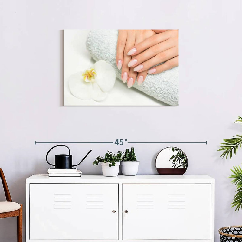 Shuttleworth Classy Spa Nails, 26" H x 39" W