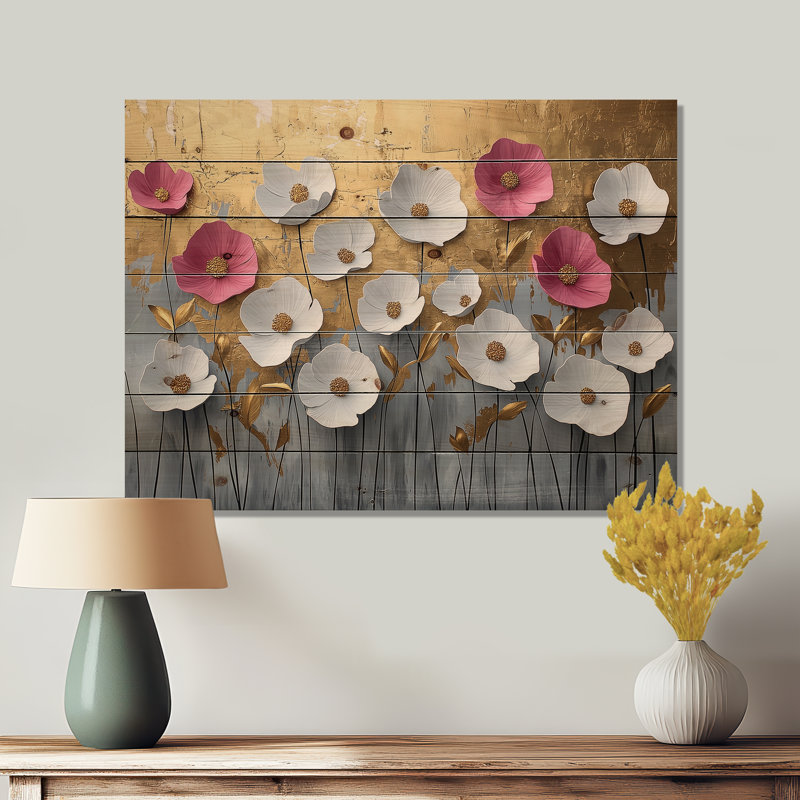 Fleurs blanches et dorées, forme pure de marbre I - décoration murale en bois de coquelicot - sur bois de pin naturel
