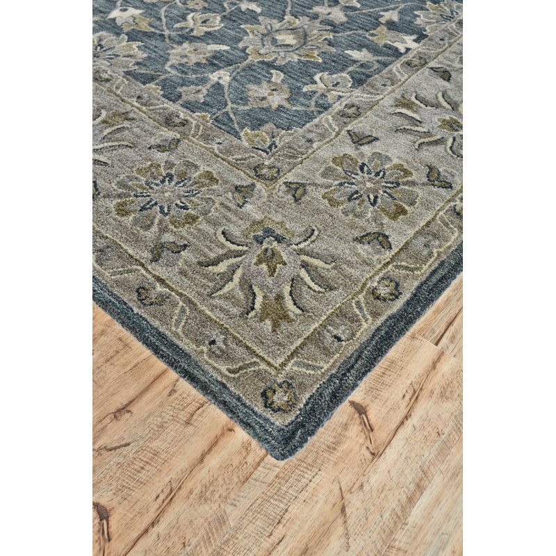 Eaton Wool Oriental Area Rug in Smoke, Rectangle 2' x 3'