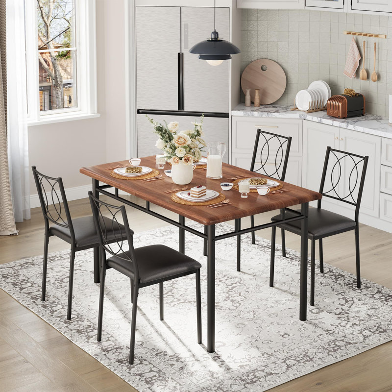 Ensemble de table de salle à manger 5 pièces pour 4 avec 4 chaises rembourrées, ensemble de cuisine de ferme peu encombrant