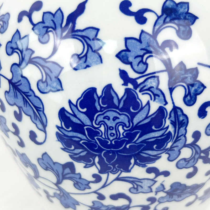 TOPOFLIAN Blue and White Porcelain Vase