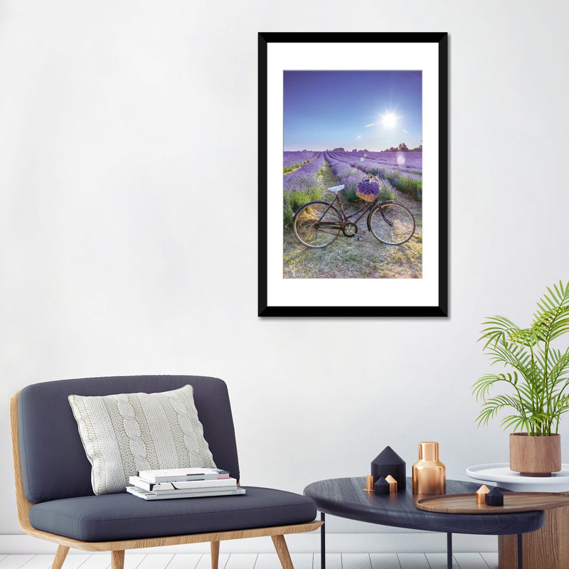 « lavande », impression sur toile, H 32 po x l 24 po x P 1 po, Papier d'art encadré noir, Blanc