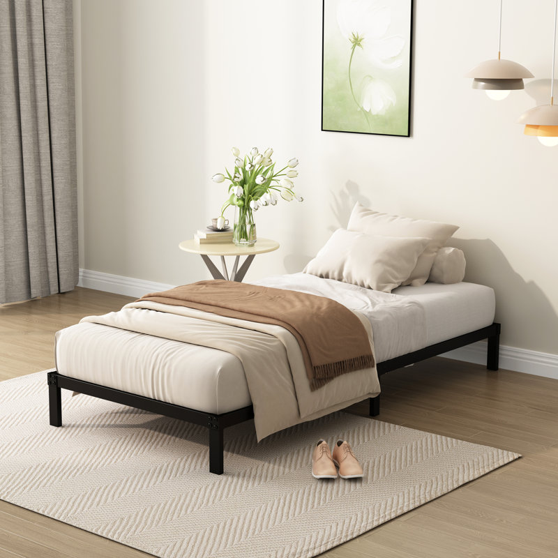 Pemberly 6'' Bed Frame, Twin