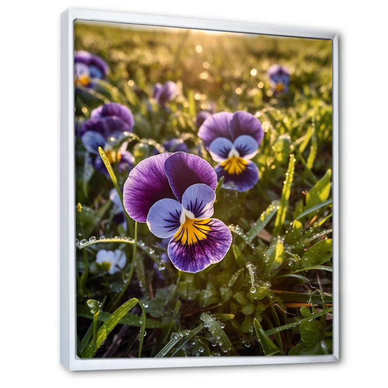 «Mauve, jaune, nature, pensées, V», sur toile, H 32 po x l 16 po x P 1 po, Cadre flottant blanc