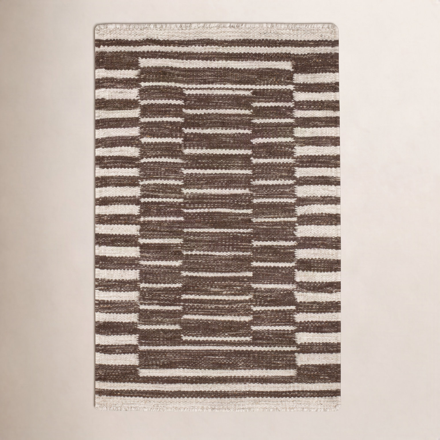 Heights Natural Hand-Woven Geometric Wool Rug, Rectangle 2' x 3'